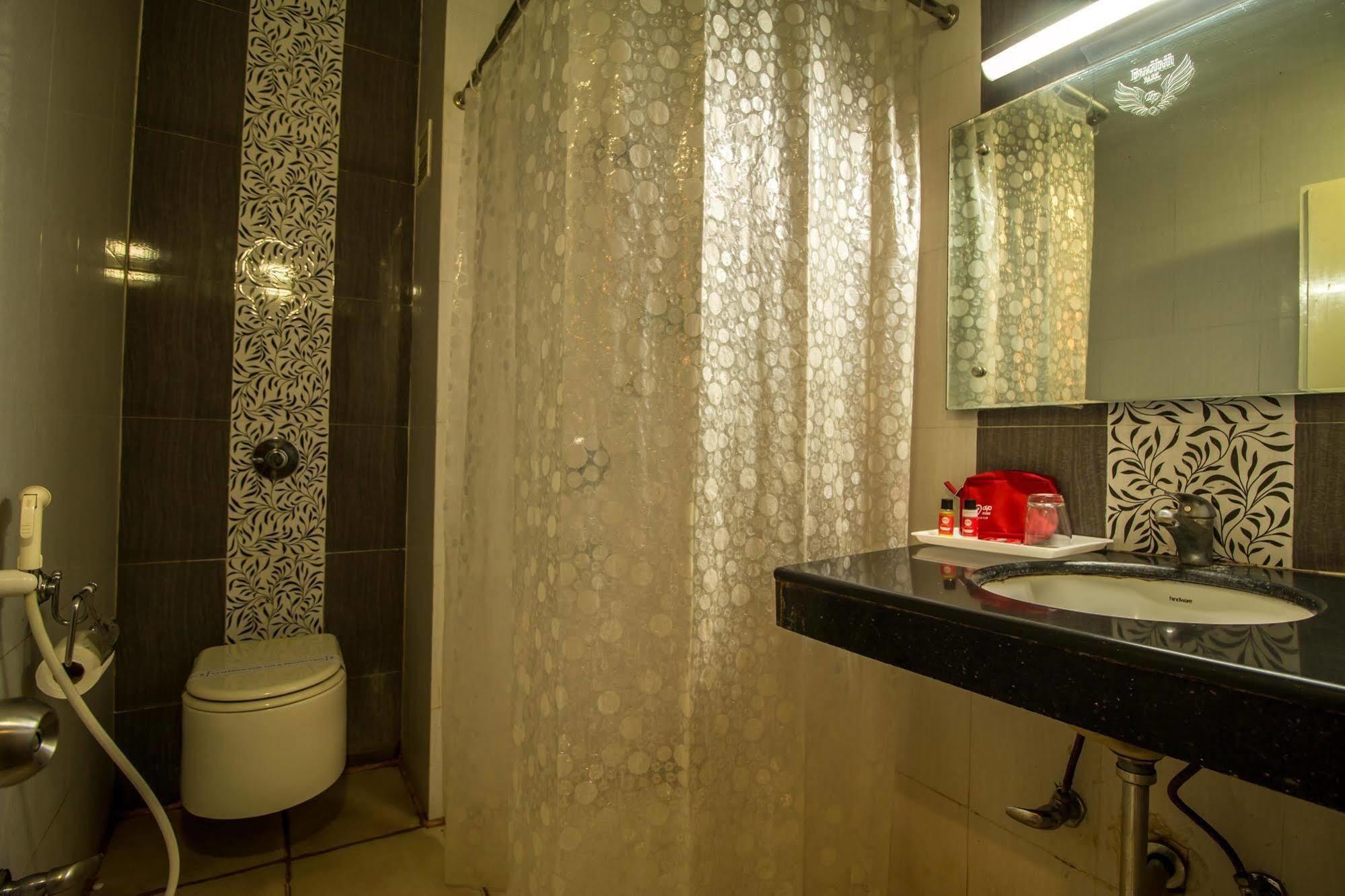 فيساخاباتنام Hotel Budhil Park المظهر الخارجي الصورة