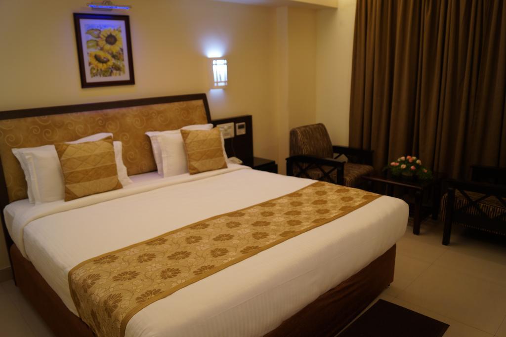 فيساخاباتنام Hotel Budhil Park المظهر الخارجي الصورة