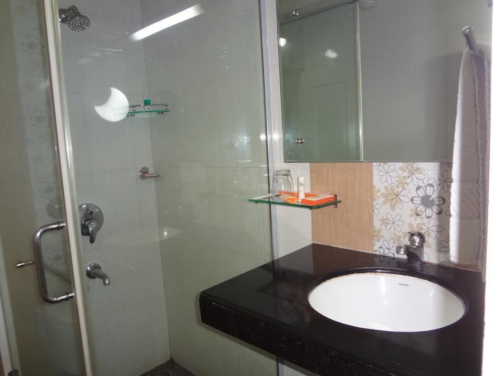 فيساخاباتنام Hotel Budhil Park المظهر الخارجي الصورة